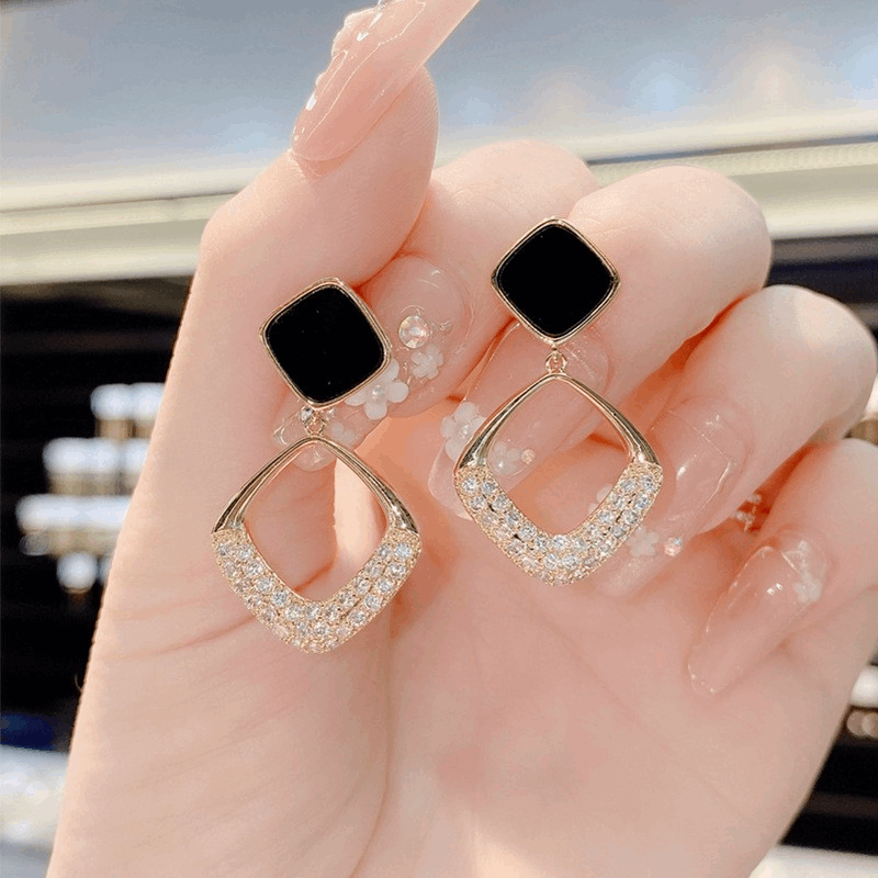 Square Stud Earrings Black Enamel Gold Plated Hollow Pendant with Rhiestone Fashion Korean earring