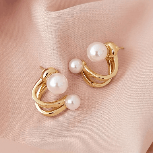 Simple Retro Light Metal Pearl Golden Stud Korean Earrings for Girls
