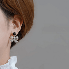 Korean Black Bow Stud Earrings Light Luxury Design with Sparkles Bowknot Fashion Earrings for Women