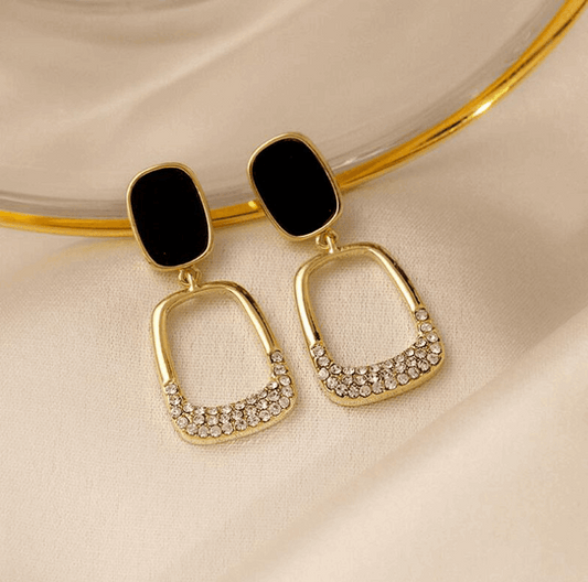 Vintage Golden Tone Rhinestone Black Enamel Oval shaped Dangle Drop Korean Earrings