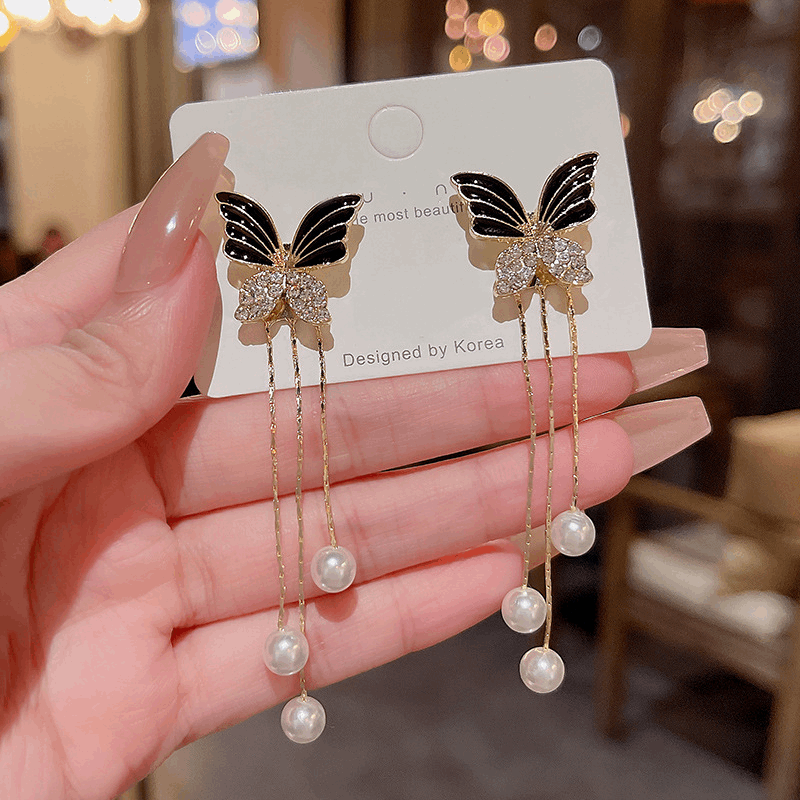 Black Butterfly Tassel Earrings Fashionable Long Chain With Pearl Studded Earrings with Creative Front and Back Korean Earrings