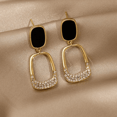 Vintage Golden Tone Rhinestone Black Enamel Oval shaped Dangle Drop Korean Earrings