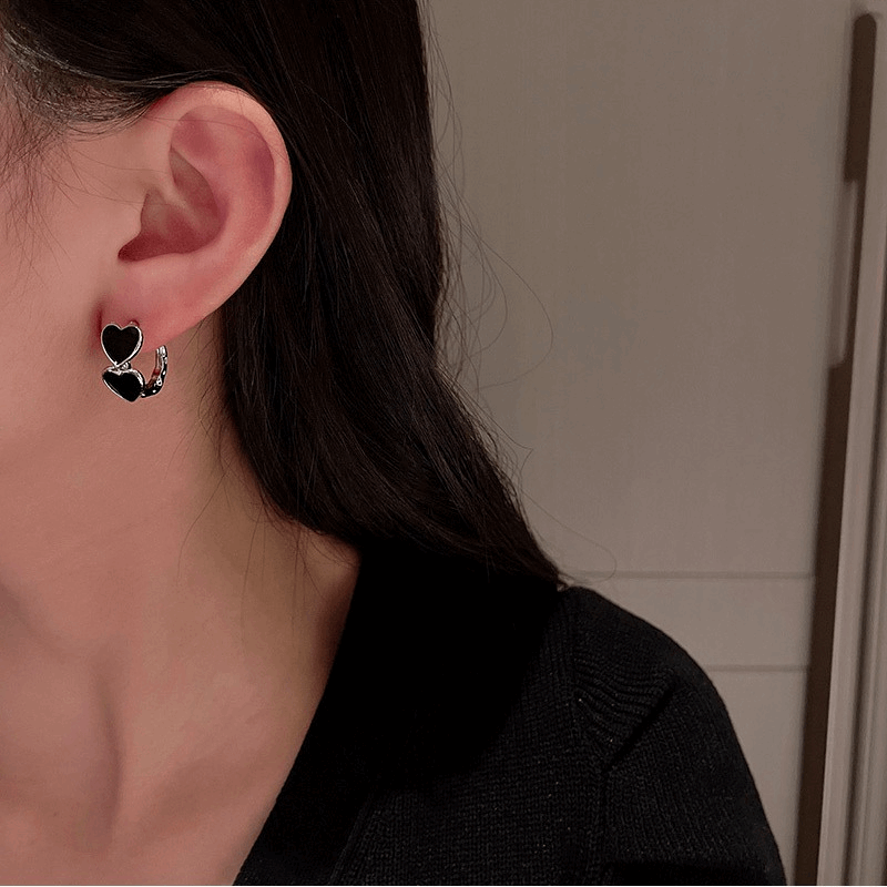 Korean Style Black Enamel Twin Heart with Silver Plating Stud Ear Clip Korean Earrings
