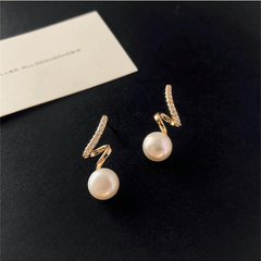 Twisted Diamond Stud Pearl Earrings Snake Shaped Luxury Fashion Stud Korean Earrings
