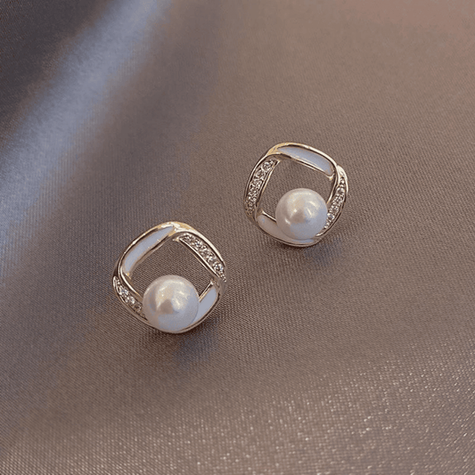 Simple Imitation Pearl Stud Earrings for Women with Rhinestone Light Luxury Shiny Korean Earring
