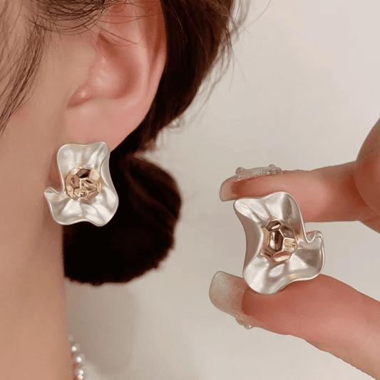 Vintage Irregular Silver Flower Petal Design Stud Korean Earrings for Girls