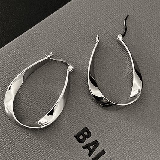 Classical Lightweight Twisted Oval Shaped Silver Korean Style Hoop Earrings for Girls