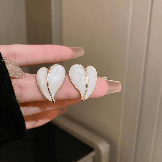Vintage White Enamel Shiny Love Heart-shaped Stud Korean Earrings for Girls