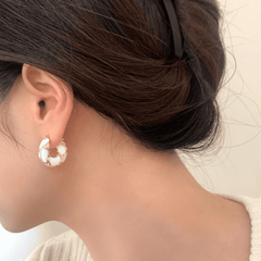 Trendy Enamel White Color Metal with Golden Texture Small Hoop Korean Earrings for Women