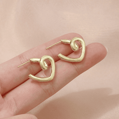 Golden Twisted Heart-shaped Personalized Love Stud Korean Earring