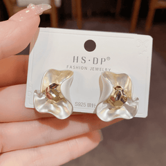 Vintage Irregular Silver Flower Petal Design Stud Korean Earrings for Girls