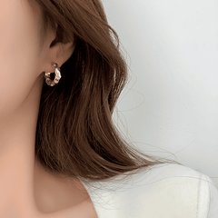 Retro Golden Irregular Metal Circle Luxury Hoop Korean Earrings for Women