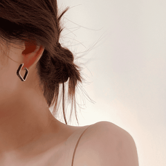 Retro Geometric Black Square Luxury Hoop Korean Earrings for Women