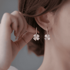 Four-leaf Flower Metal Circle with Rhinestone Simple Buckle Drop Korean Earrings