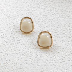 Simple Trapezoidal White Resin Geometric Retro Premium stud Korean Earrings