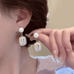 Luxury Opal White Tulip Trendy Fashion Earrings for Female Light weight Party drop Korean earrings