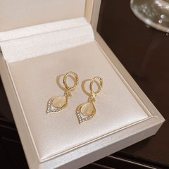 Luxury Gold Lightweight Teardrop Diamond with Opal Stone Fashion Korean Earring