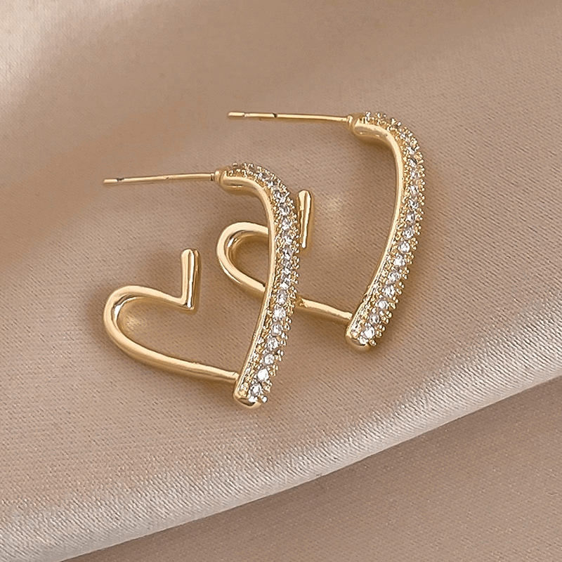 Trendy Lovely Heart Shaped with Rhinestone Shining Ear Studs Korean Earring for Girls