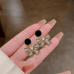 Korean Black Bow Stud Earrings Light Luxury Design with Sparkles Bowknot Fashion Earrings for Women