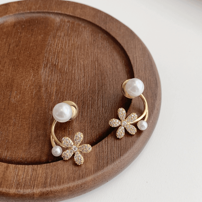 Luxury Rhinestone Flower with White Pearl Elegant Stud Korean Earrings for Women