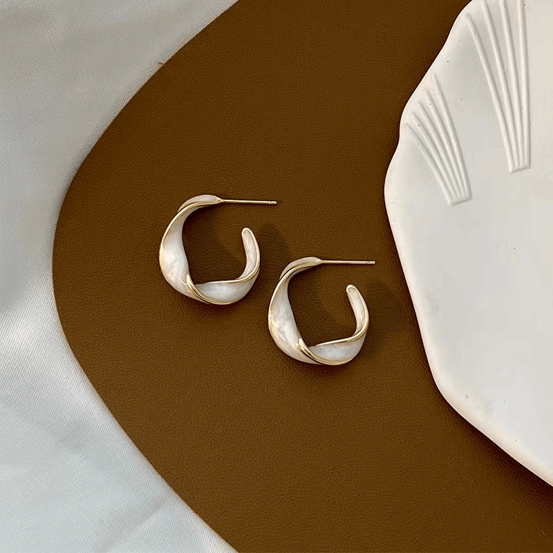 French Circle White Irregular Twisted Round Enamel Style Korean Fashion Earring