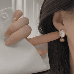 Europe Trendy Geometric Metal Tiger Eye Stone Korean Drop Earrings for Women