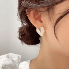 French White Color Heart Shaped Light Luxury Love Stud Korean Earrings