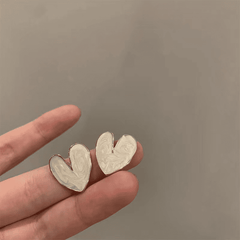 French White Color Heart Shaped Light Luxury Love Stud Korean Earrings